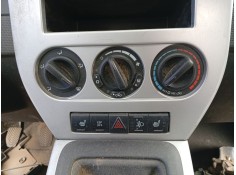 Recambio de mando climatizador para jeep patriot 2.0 crd cat referencia OEM IAM P55111874AB  