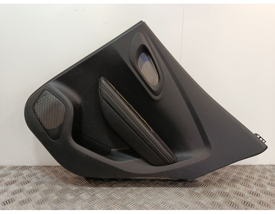 Recambio de guarnecido puerta trasera derecha para renault kadjar (ha_, hl_) 1.6 dci 130 referencia OEM IAM 156088701  