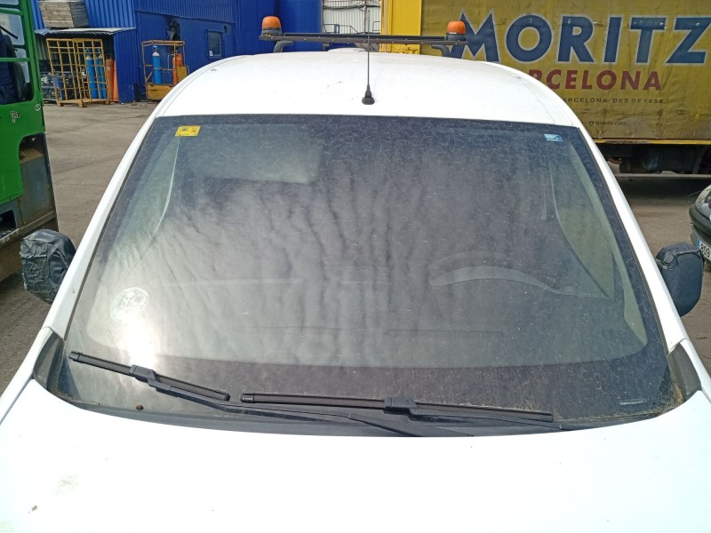Recambio de parabrisas para peugeot partner furgoneta/monovolumen 1.6 hdi referencia OEM IAM 1618195480  
