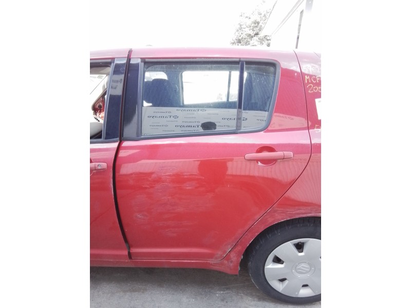 Recambio de puerta trasera izquierda para suzuki swift iii (mz, ez) 1.3 (rs 413) referencia OEM IAM 6800463J00  