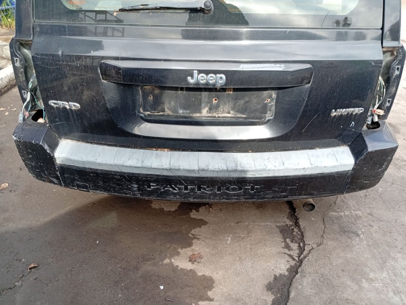 Recambio de refuerzo paragolpes trasero para jeep patriot 2.0 crd cat referencia OEM IAM   