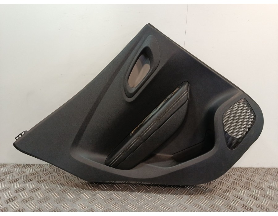 Recambio de guarnecido puerta trasera izquierda para renault kadjar (ha_, hl_) 1.6 dci 130 referencia OEM IAM 156088702O  