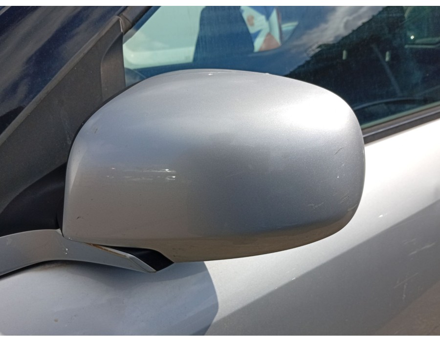Recambio de retrovisor izquierdo para suzuki swift iii (mz, ez) 1.3 ddis (rs 413d) referencia OEM IAM   