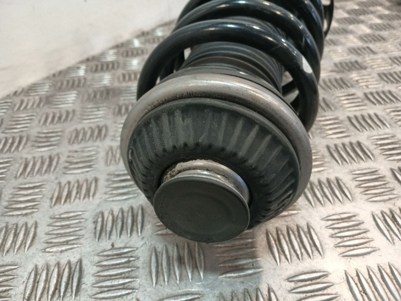 Recambio de amortiguador delantero izquierdo para opel astra h berlina referencia OEM IAM 22214601 24466542 644609745