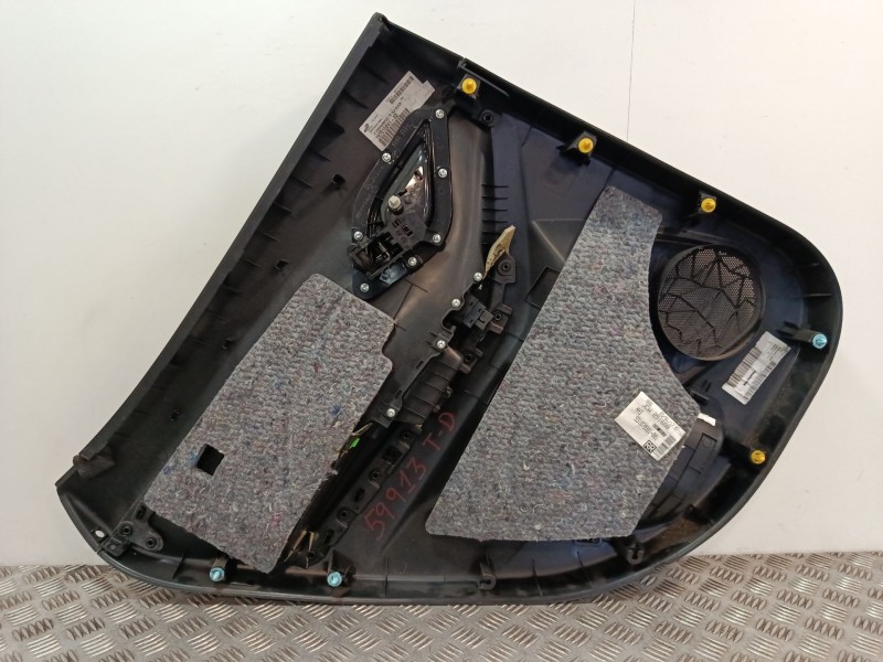 Recambio de guarnecido puerta trasera derecha para hyundai ix20 (jc) 1.4 referencia OEM IAM 19701524102 833801K010 833201K000