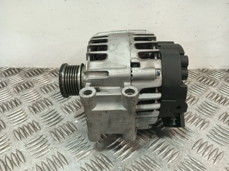 Recambio de alternador para peugeot 207/207+ (wa_, wc_) 1.4 hdi referencia OEM IAM LRA02967  