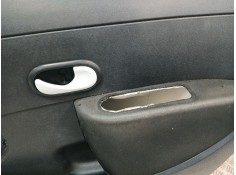 Recambio de guarnecido puerta delantera derecha para renault clio iii (br0/1, cr0/1) 1.5 dci referencia OEM IAM 8200293530D 8200 2