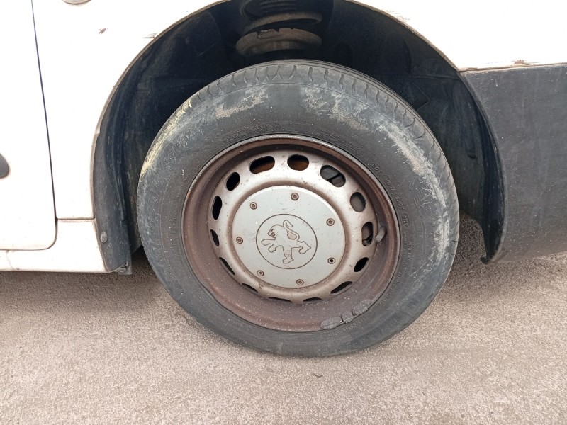 Recambio de pinza freno delantera derecha para peugeot partner furgoneta/monovolumen 1.6 hdi referencia OEM IAM 4400V8  