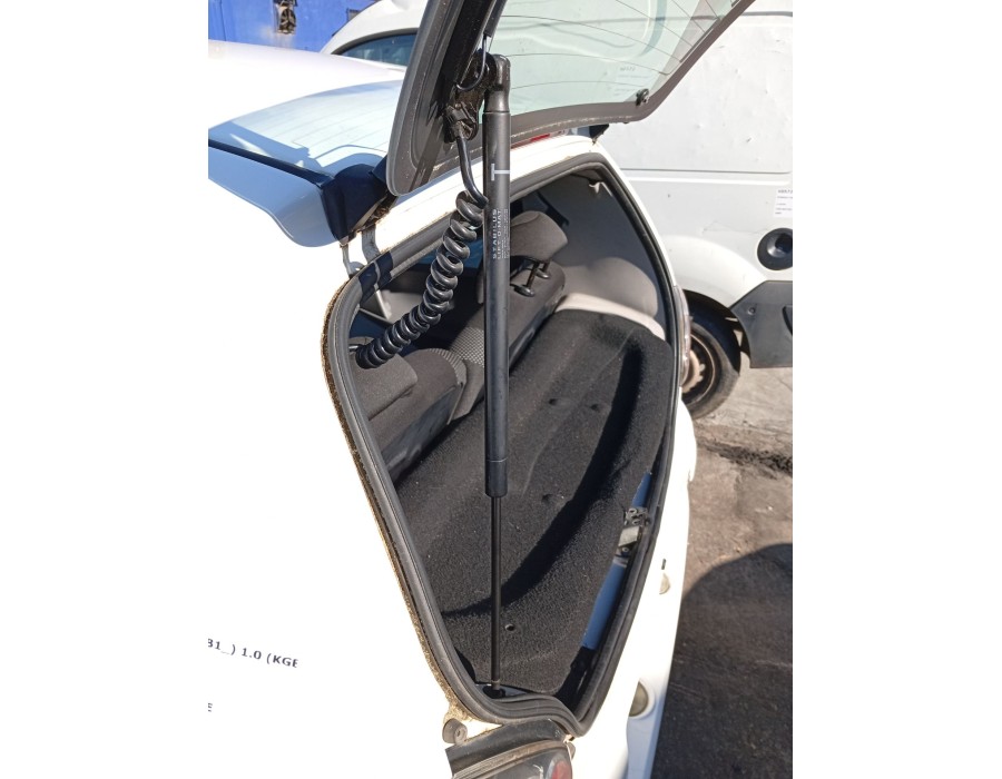 Recambio de amortiguadores maletero / porton para toyota aygo (_b1_) 1.0 (kgb10_) referencia OEM IAM 689500H010  