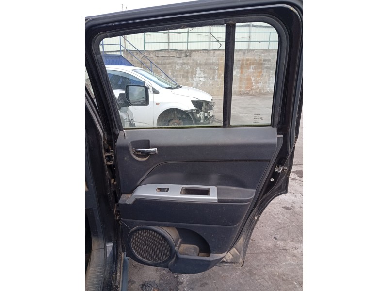 Recambio de elevalunas trasero derecho para jeep patriot 2.0 crd cat referencia OEM IAM 05074822AAD  
