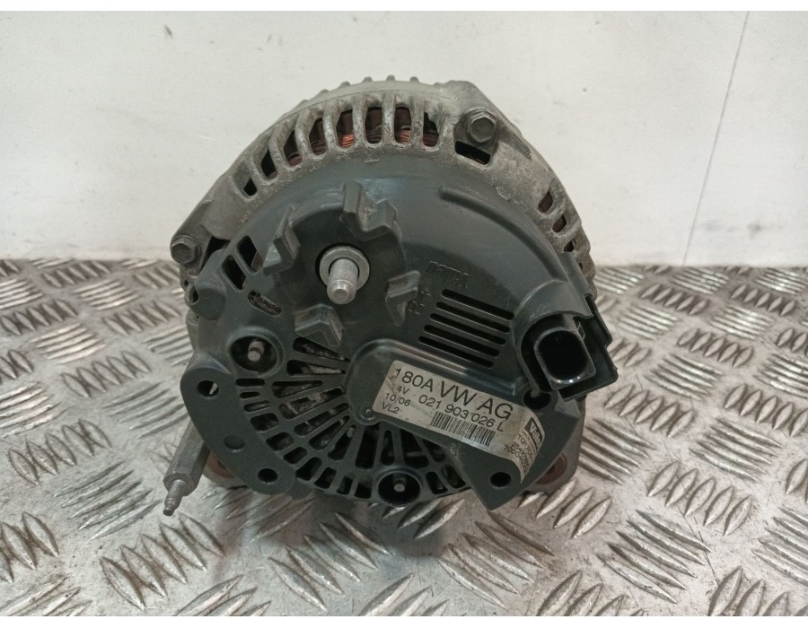 Recambio de alternador para volkswagen passat b6 (3c2) 2.0 tdi 16v referencia OEM IAM 021903026L TG17C019 2542783C