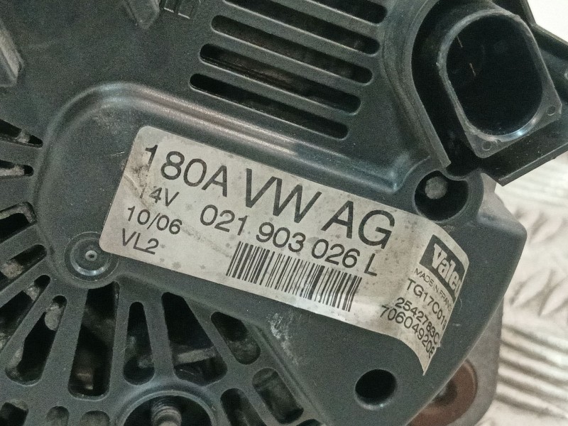 Recambio de alternador para volkswagen passat b6 (3c2) 2.0 tdi 16v referencia OEM IAM 021903026L TG17C019 2542783C