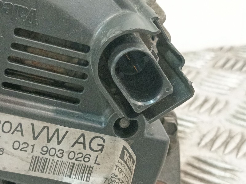 Recambio de alternador para volkswagen passat b6 (3c2) 2.0 tdi 16v referencia OEM IAM 021903026L TG17C019 2542783C