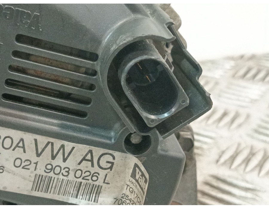 Recambio de alternador para volkswagen passat b6 (3c2) 2.0 tdi 16v referencia OEM IAM 021903026L TG17C019 2542783C