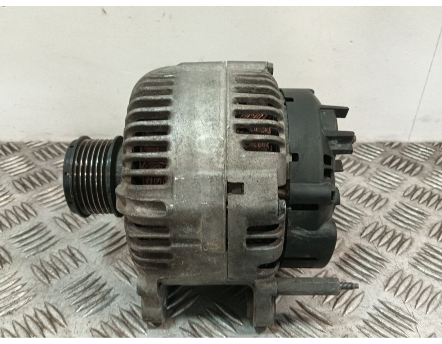 Recambio de alternador para volkswagen passat b6 (3c2) 2.0 tdi 16v referencia OEM IAM 021903026L TG17C019 2542783C