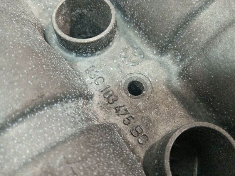 Recambio de culatin para volkswagen passat berlina (3c2) 1.9 tdi referencia OEM IAM 03C103475BC  