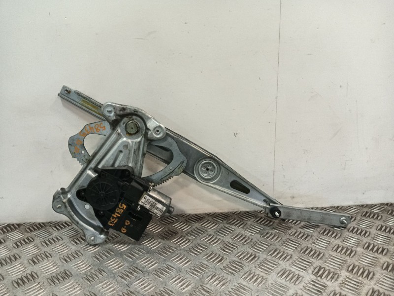 Recambio de elevalunas delantero derecho para renault megane iii berlina 5 p referencia OEM IAM 910851102 807301396R 966021107