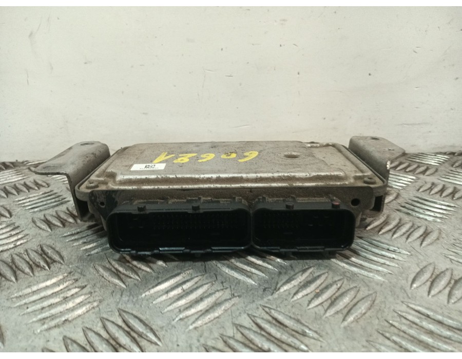 Recambio de centralita motor uce para toyota aygo (_b1_) 1.0 (kgb10_) referencia OEM IAM 896610H130 1039S40254 0261S06145