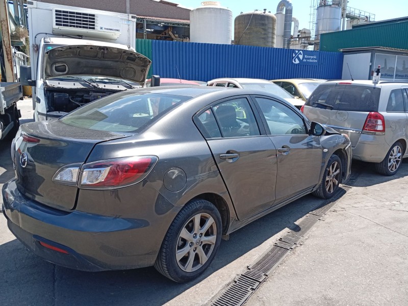 Recambio de barra estabilizadora trasera para mazda 3 sedán (bl) 1.6 mzr (bl12) referencia OEM IAM BBM228151A  
