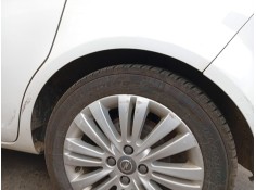 Recambio de paso de rueda trasero izquierdo para opel corsa d (s07) 1.4 (l08, l68) referencia OEM IAM 13187362  