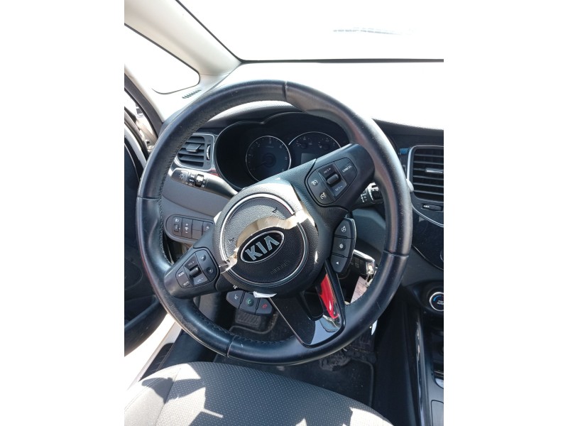 Recambio de volante para kia carens iv 1.7 crdi referencia OEM IAM 56100A4530  
