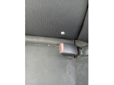 Recambio de enganche cinturon trasero derecho para mazda 3 sedán (bl) 1.6 mzr (bl12) referencia OEM IAM BBY457720B02  