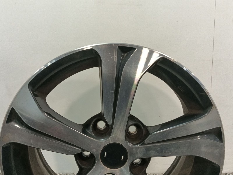 Recambio de llanta para nissan pulsar hatchback (c13) 1.2 dig-t referencia OEM IAM 3ZL3A  