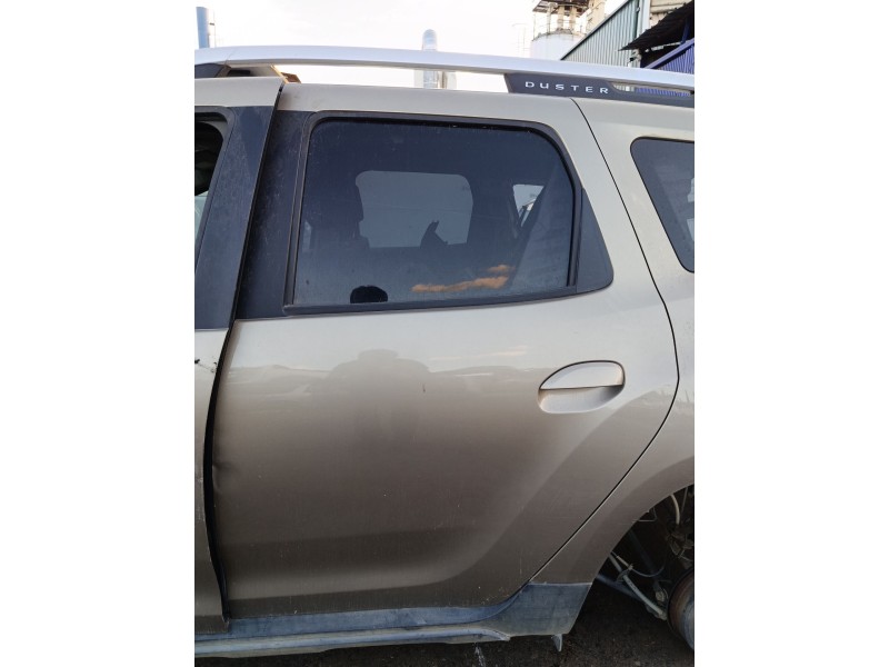 Recambio de puerta trasera izquierda para dacia duster ii referencia OEM IAM 821015014R  