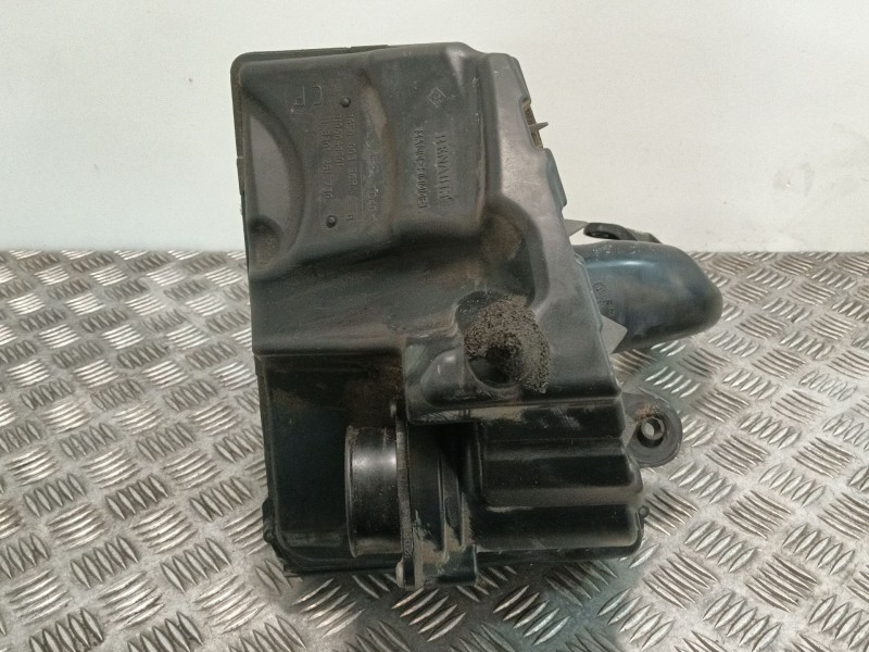 Recambio de carcasa filtro aire para renault megane iii berlina 5 p 1.2 16v referencia OEM IAM 165000356R  