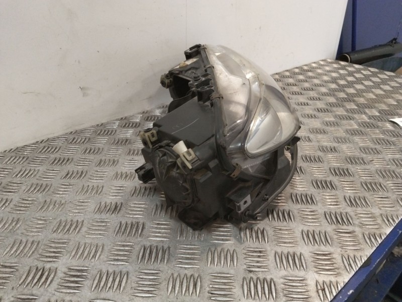 Recambio de faro derecho para mazda 6 hatchback (gg) 2.0 di (gg14) referencia OEM IAM   