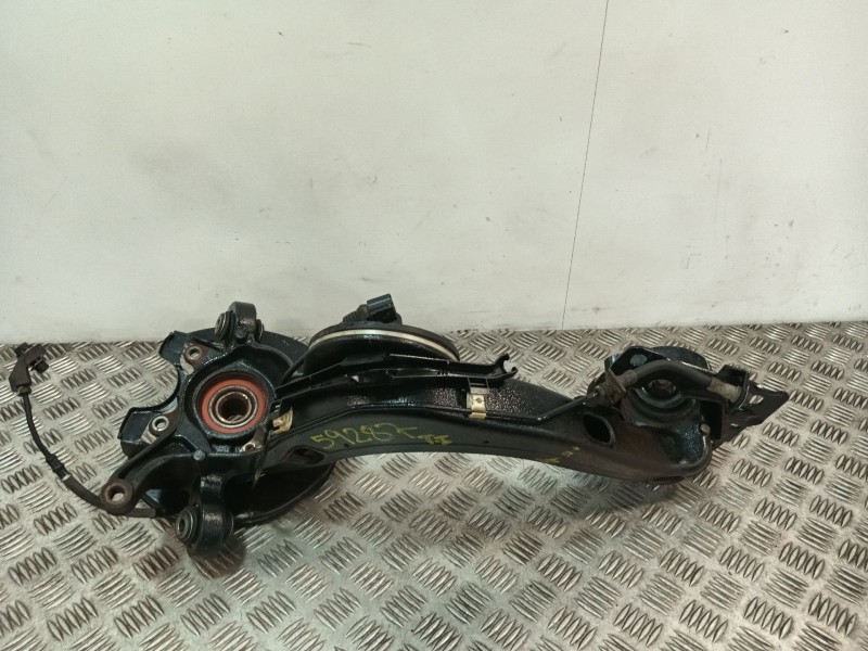 Recambio de mangueta trasera izquierda para skoda octavia i combi (1u5) 1.9 tdi referencia OEM IAM 1J0505227F  
