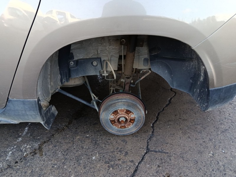 Recambio de mangueta trasera izquierda para dacia duster ii referencia OEM IAM 430194050R  