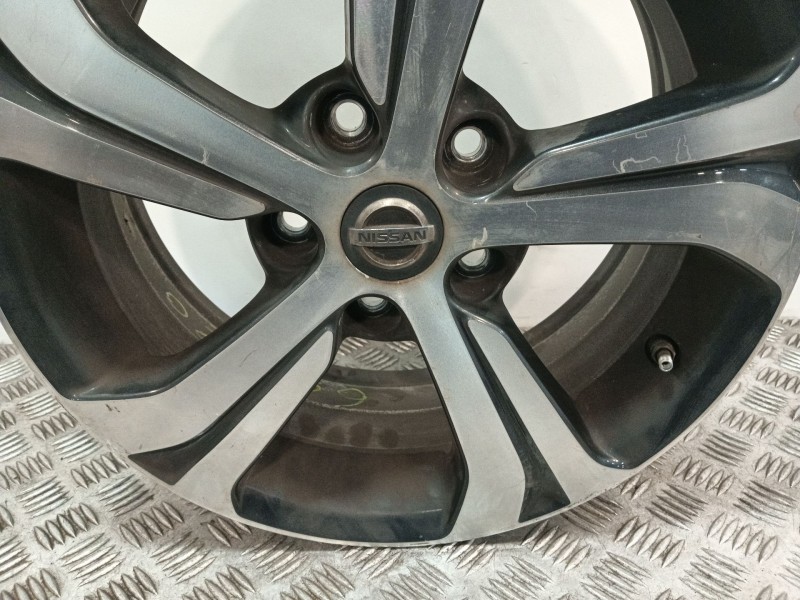 Recambio de llanta para nissan pulsar hatchback (c13) 1.2 dig-t referencia OEM IAM 3ZL3A  