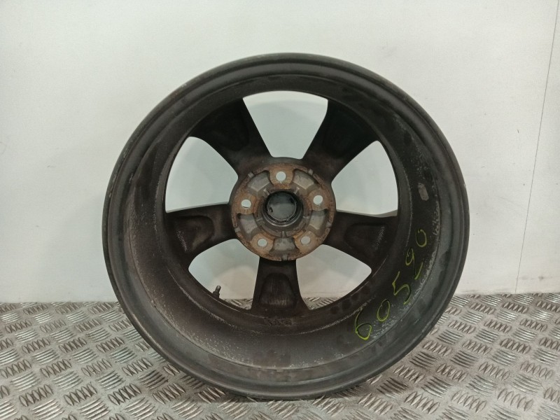 Recambio de llanta para nissan pulsar hatchback (c13) 1.2 dig-t referencia OEM IAM 3ZL3A  