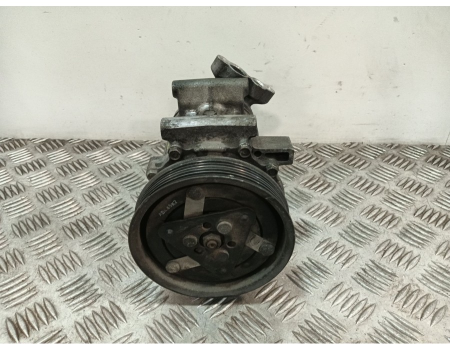 Recambio de compresor aire acondicionado para nissan micra iii (k12) 1.5 dci referencia OEM IAM SD6V121445A 8200220924 