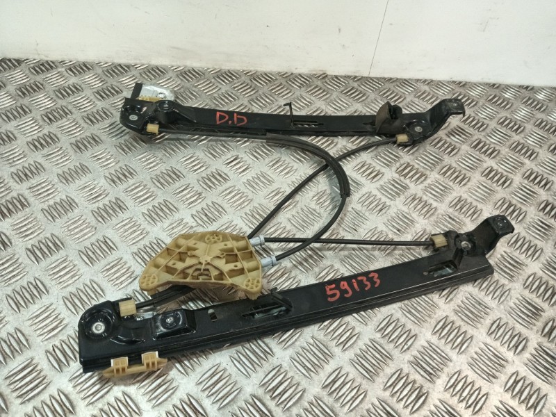 Recambio de elevalunas delantero derecho para seat leon (1p1) referencia OEM IAM 1P0837402D  