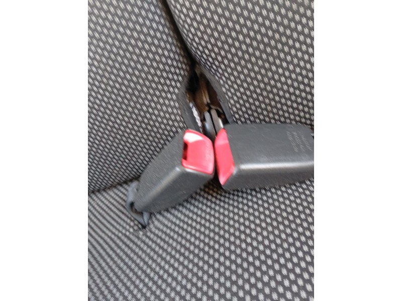 Recambio de enganche cinturon trasero derecho para toyota aygo (_b1_) 1.0 (kgb10_) referencia OEM IAM   