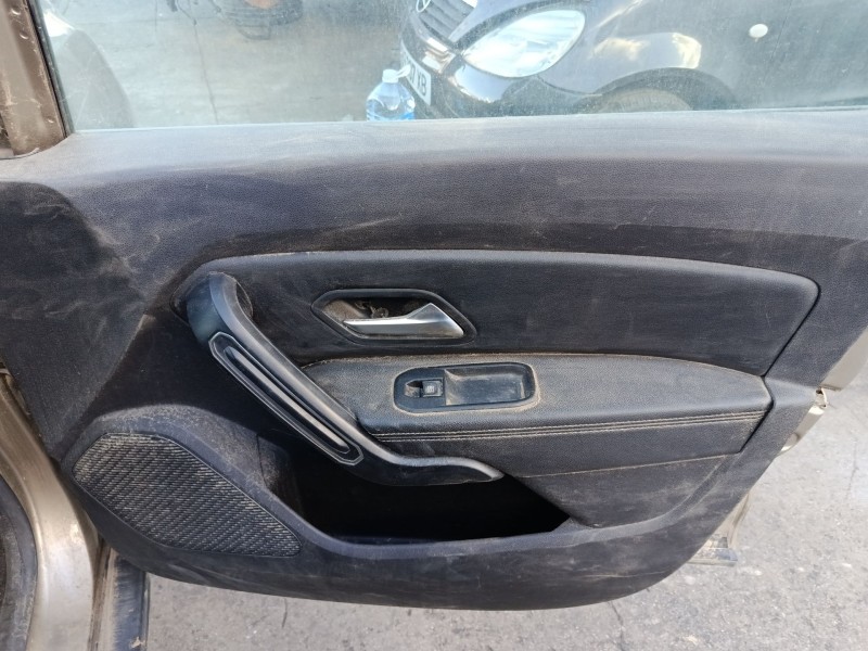 Recambio de elevalunas delantero derecho para dacia duster ii referencia OEM IAM 827208597R  