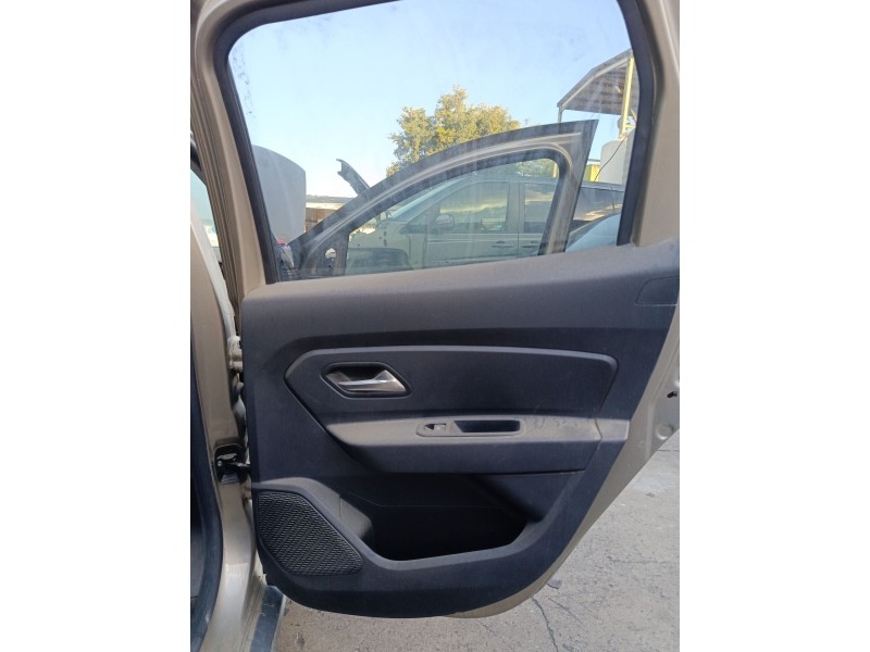 Recambio de elevalunas trasero derecho para dacia duster ii referencia OEM IAM 827208597R  