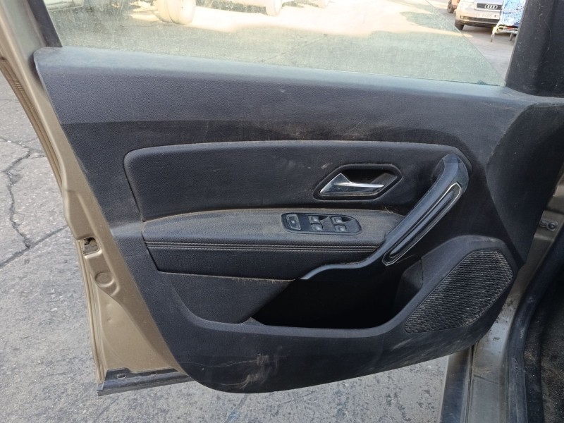 Recambio de elevalunas delantero izquierdo para dacia duster ii referencia OEM IAM 807210272R  