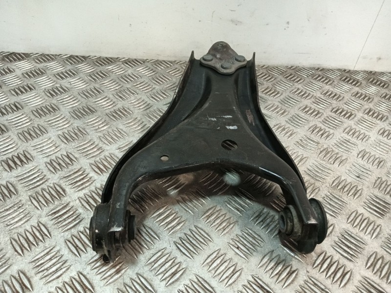 Recambio de brazo suspension inferior delantero derecho para dacia duster referencia OEM IAM   