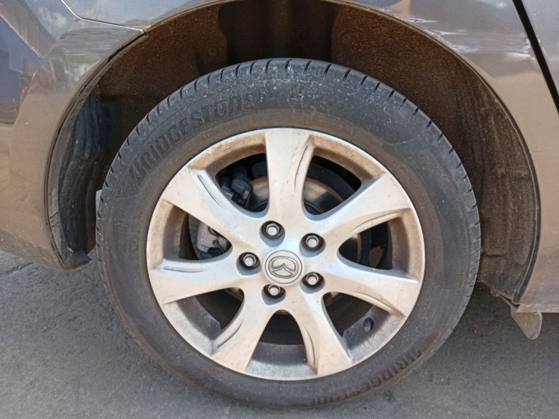 Recambio de mangueta trasera derecha para mazda 3 sedán (bl) 1.6 mzr (bl12) referencia OEM IAM BBM22615XB  
