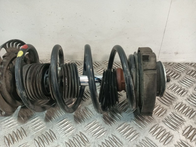 Recambio de amortiguador trasero para volkswagen polo iv (9n_, 9a_) 1.9 tdi referencia OEM IAM 6Q0413031BR  