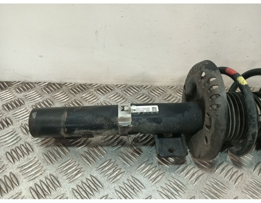 Recambio de amortiguador trasero para volkswagen polo iv (9n_, 9a_) 1.9 tdi referencia OEM IAM 6Q0413031BR  