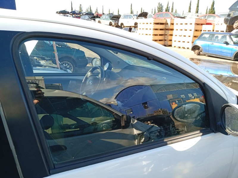 Recambio de luna delantera derecha para toyota aygo (_b1_) 1.0 (kgb10_) referencia OEM IAM 681110H010  