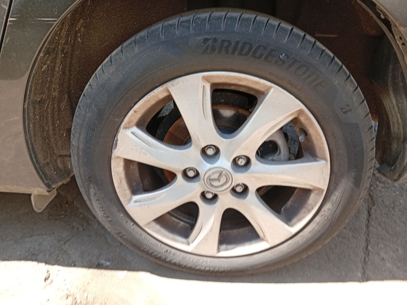 Recambio de mangueta trasera izquierda para mazda 3 sedán (bl) 1.6 mzr (bl12) referencia OEM IAM BBM22615XB  