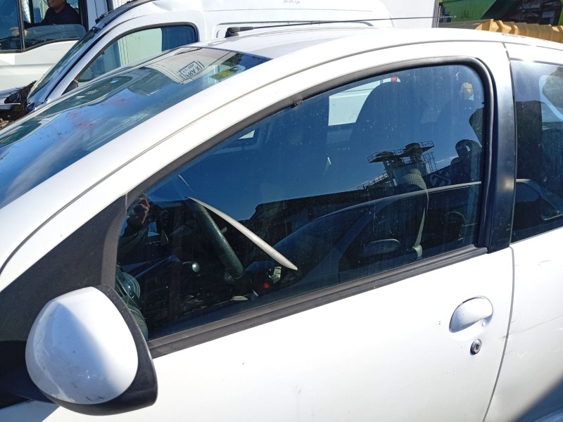 Recambio de luna delantera izquierda para toyota aygo (_b1_) 1.0 (kgb10_) referencia OEM IAM 681120H010  