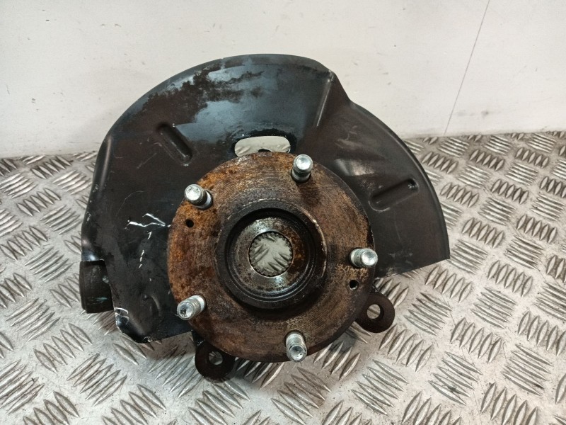 Recambio de mangueta delantera derecha para kia sportage referencia OEM IAM   