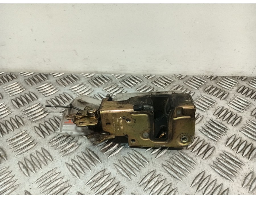 Recambio de cerradura puerta delantera izquierda para volkswagen t4 transporter/furgoneta syncro (mod. 1991) referencia OEM IAM 
