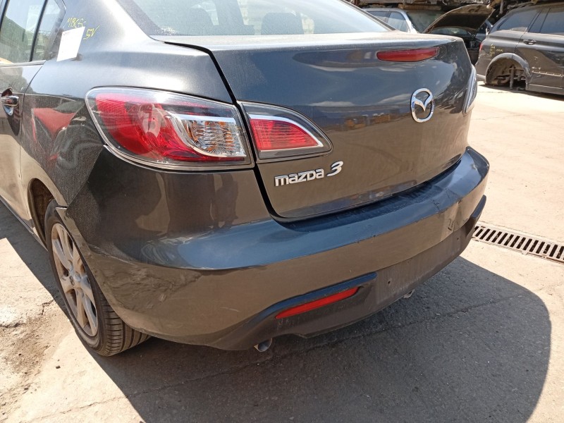Recambio de paragolpes trasero para mazda 3 sedán (bl) 1.6 mzr (bl12) referencia OEM IAM BHE850221BBB  